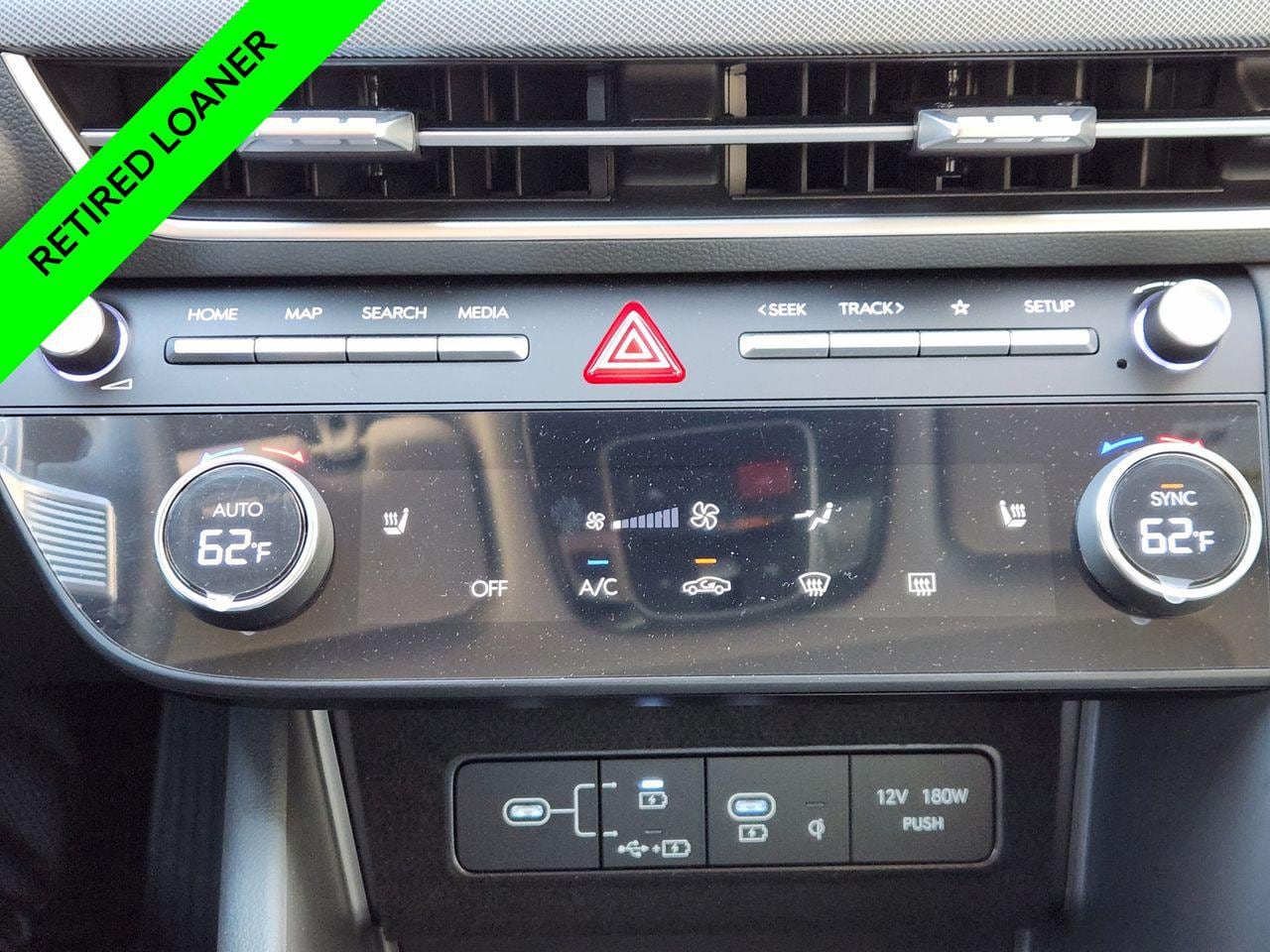 New 2025 W6H White Hyundai SEL Convenience image 16