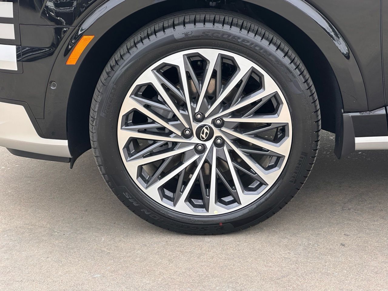 Certified Used 2026 Abyss Black Pearl Hyundai Calligraphy image 13