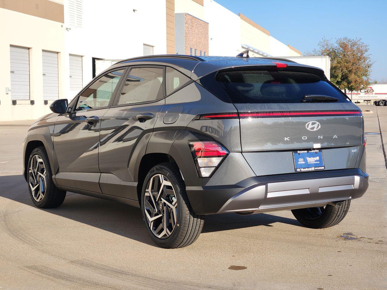 New 2026 Ecotronic Gray Pearl Hyundai SEL Premium FWD image 3