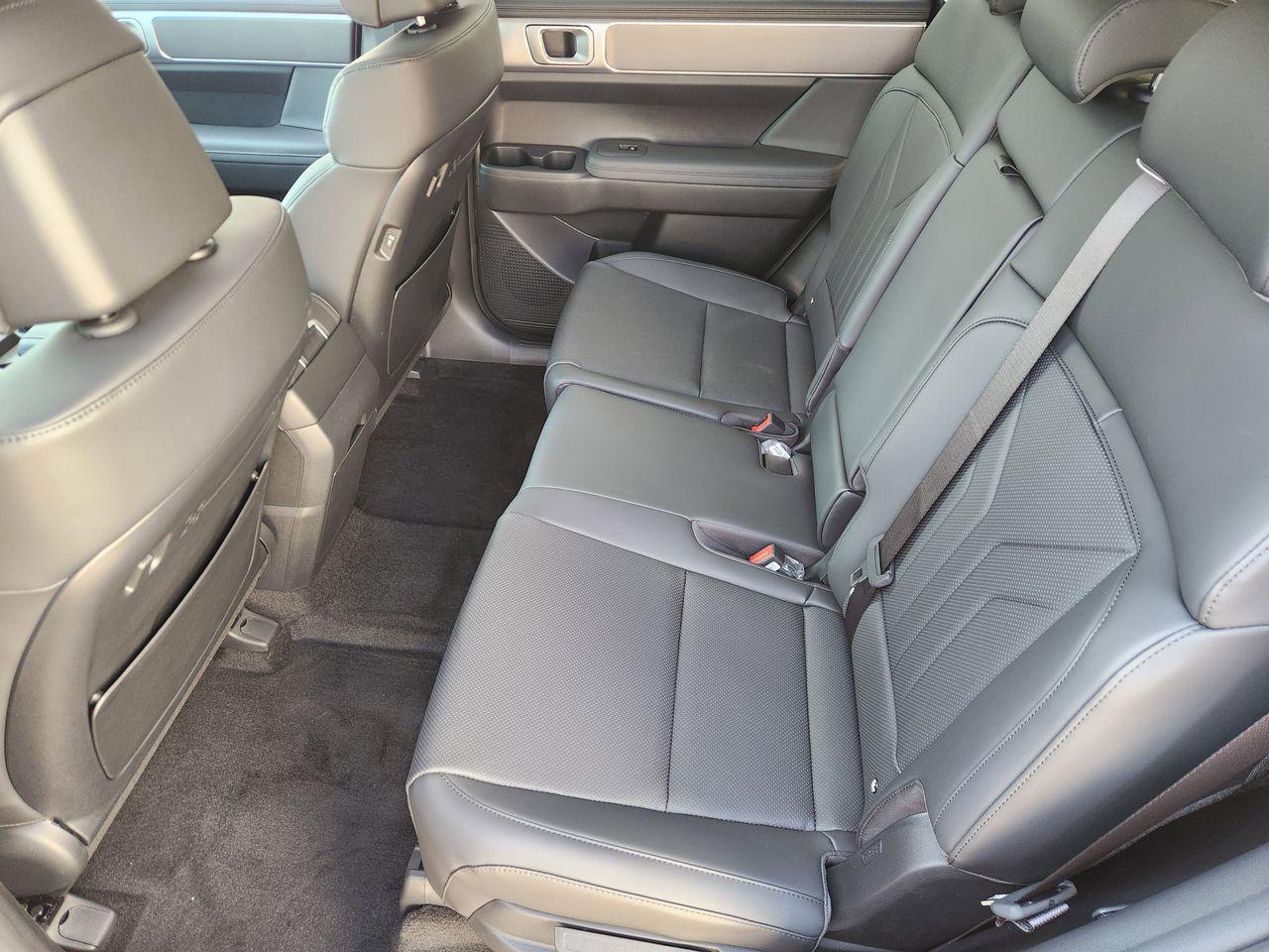 New 2026 PE2 Gray Hyundai SEL FWD image 25