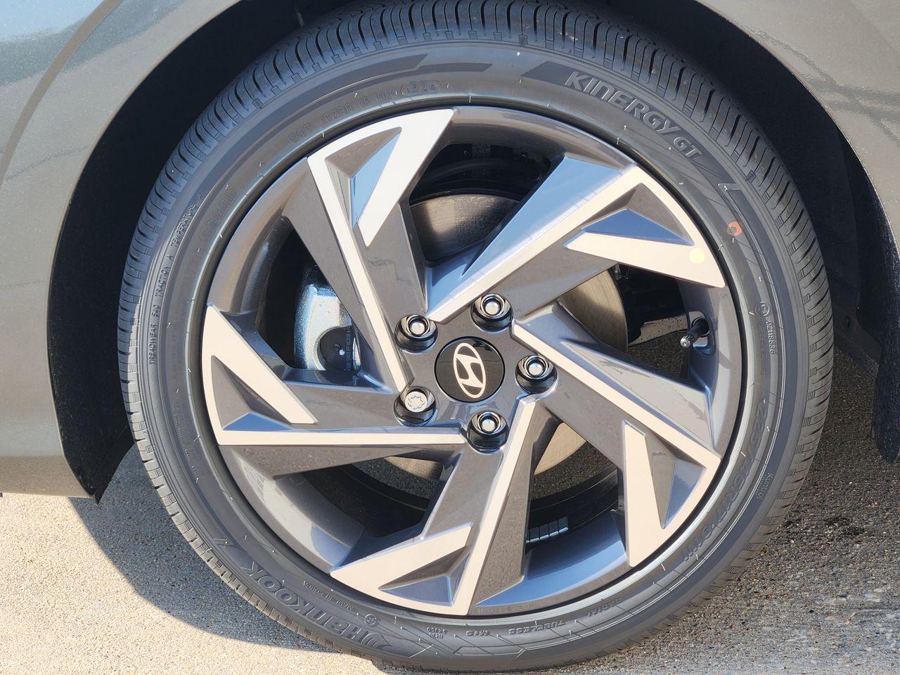New 2026 Amazon Gray Hyundai Limited image 7