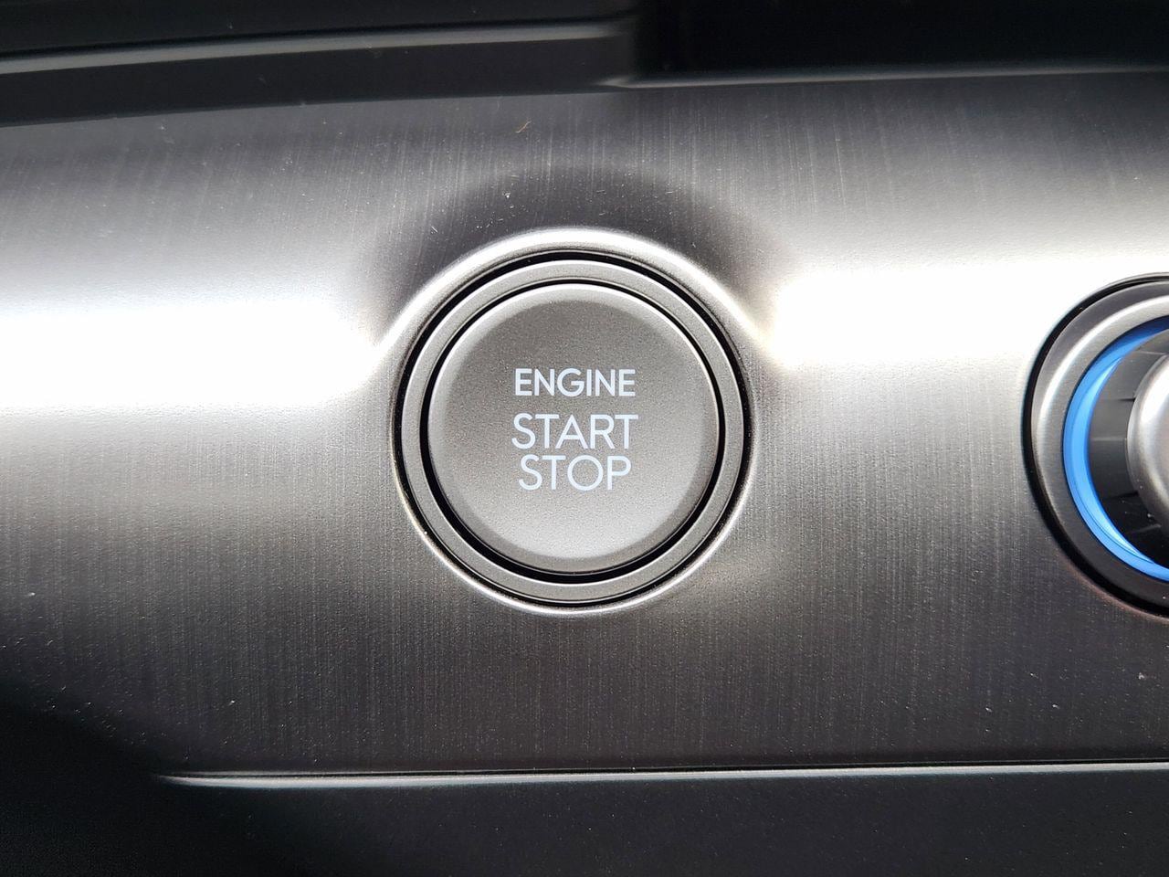 New 2026 SAW White Hyundai Limited FWD image 16