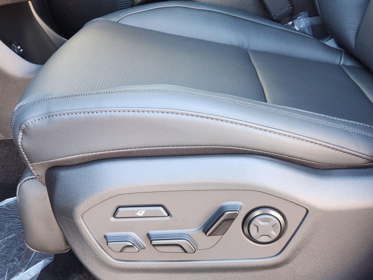 New 2026 S3B Black Hyundai Calligraphy FWD image 23