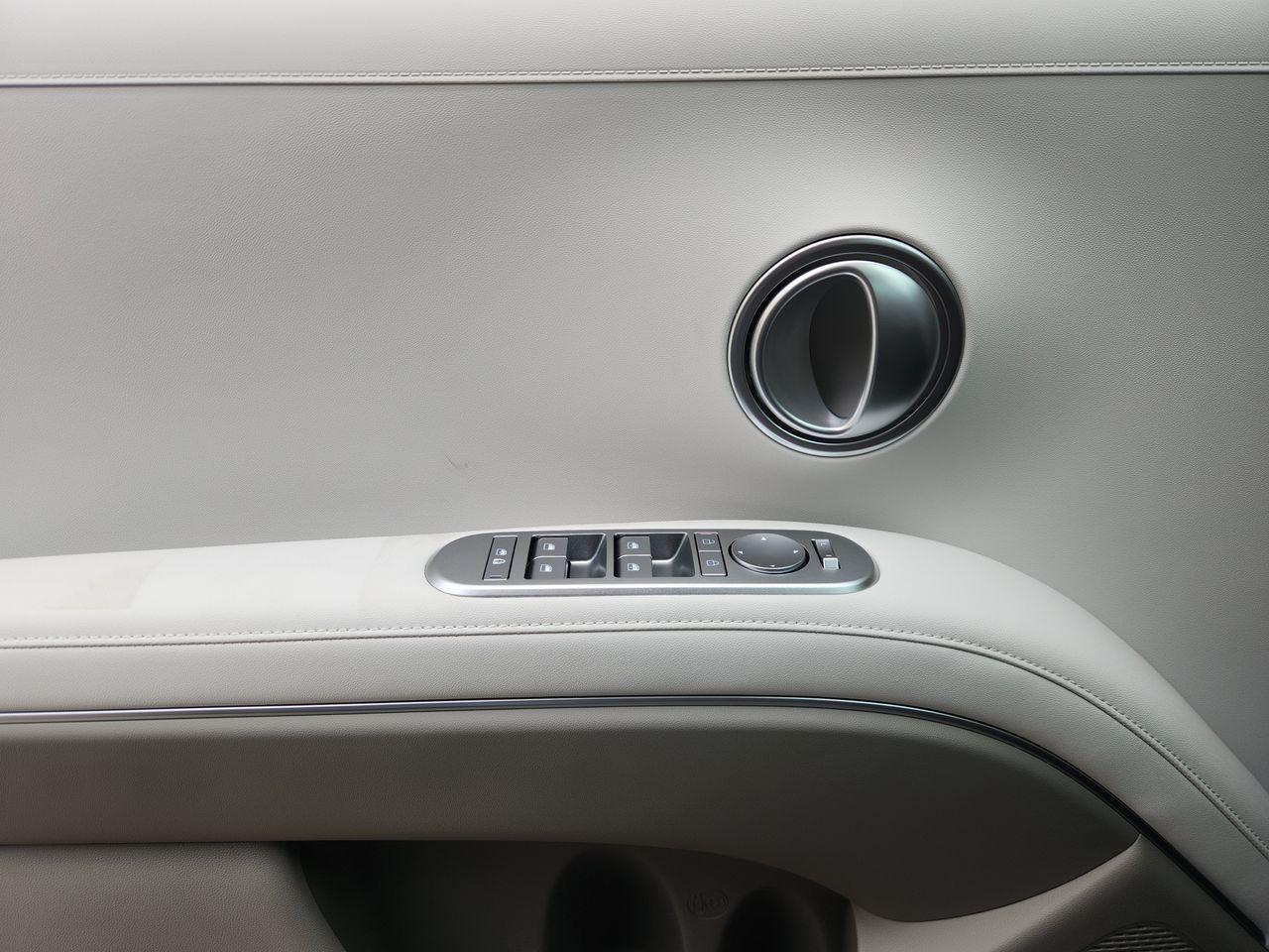 New 2027 Ecotronic Gray Pearl Hyundai SEL FWD image 22