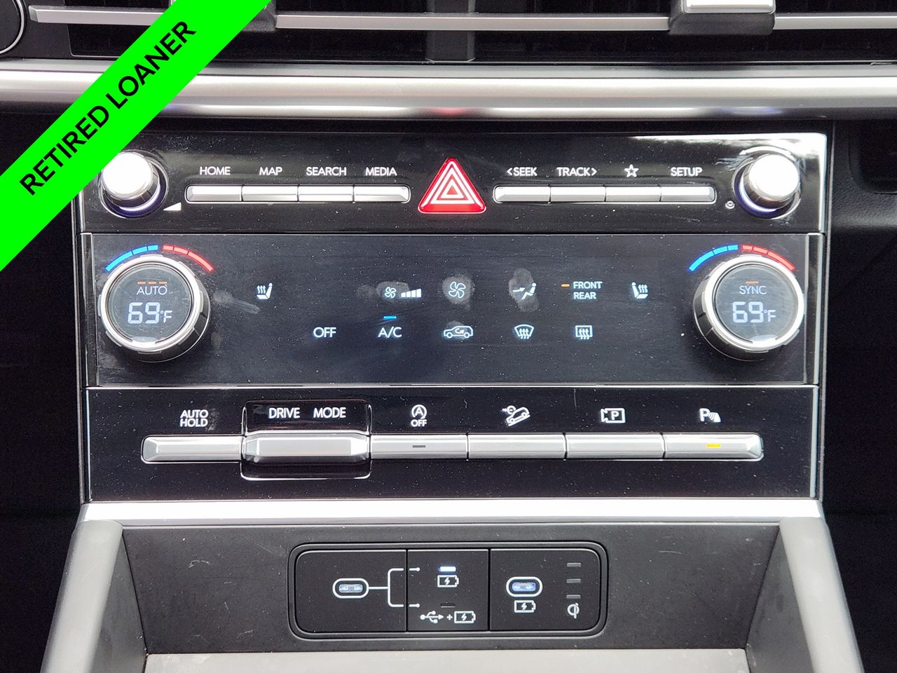 2025 Hyundai Santa Fe SEL - Photo 16