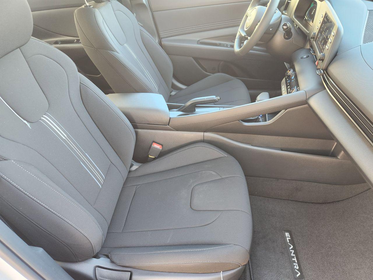 New 2026 Serenity White Hyundai SEL Sport image 10