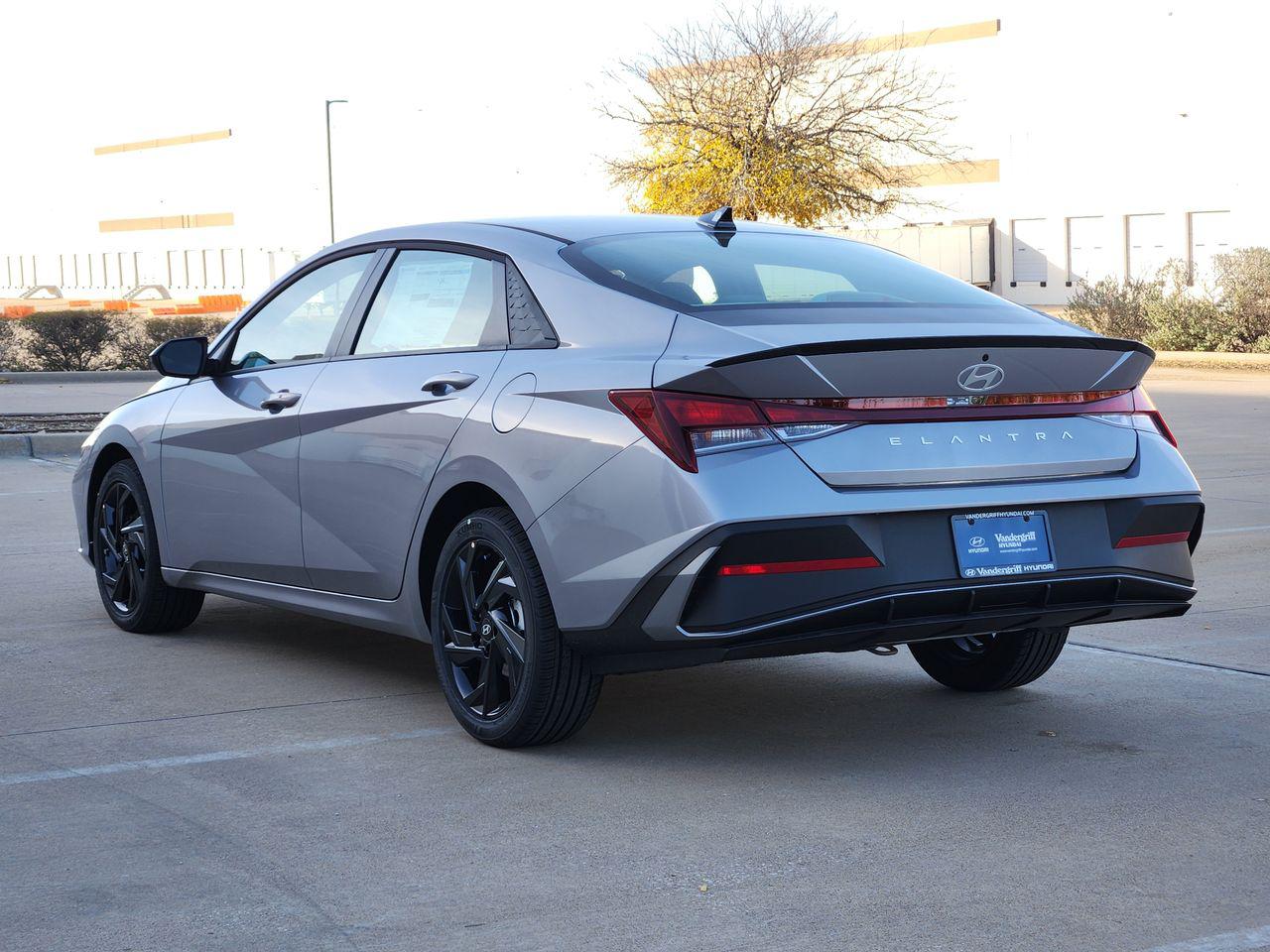 New 2026 Gray Hyundai SEL Sport image 3