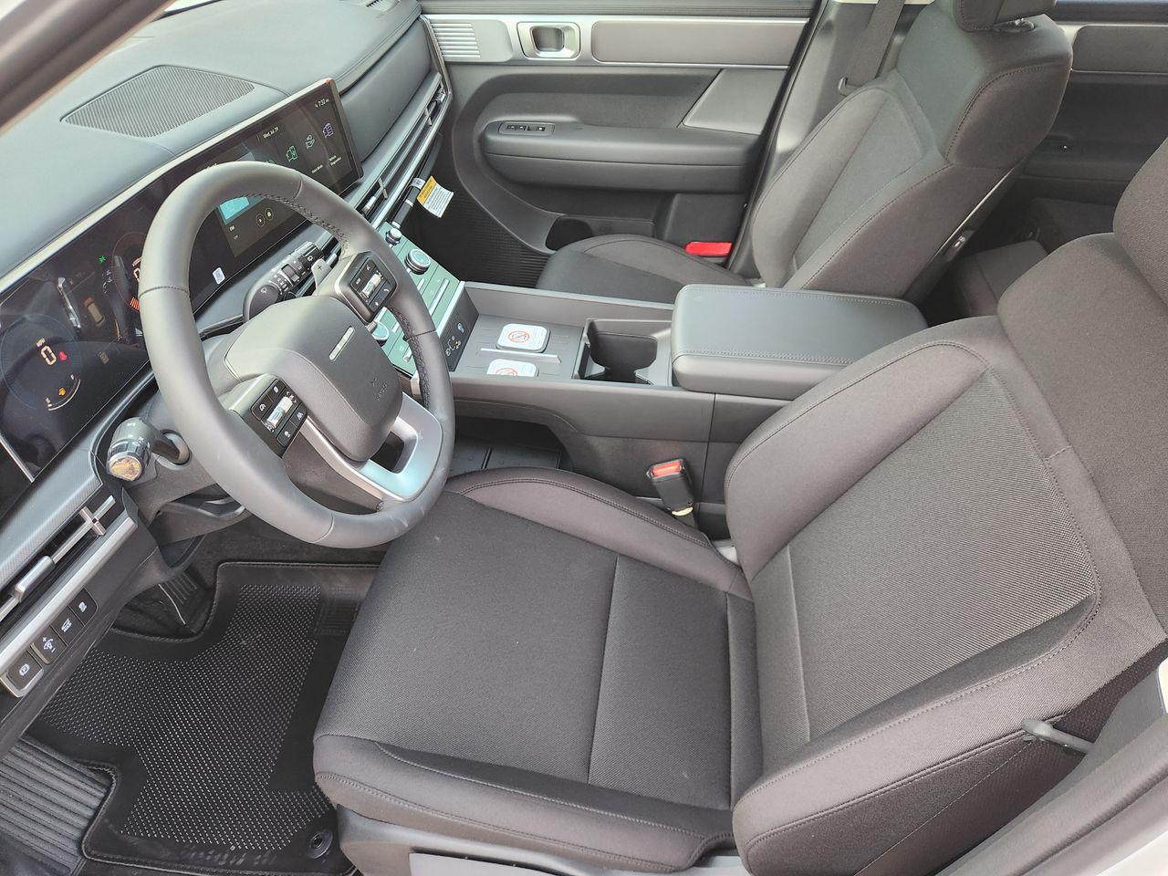 New 2027 Serenity White Hyundai SE FWD image 9