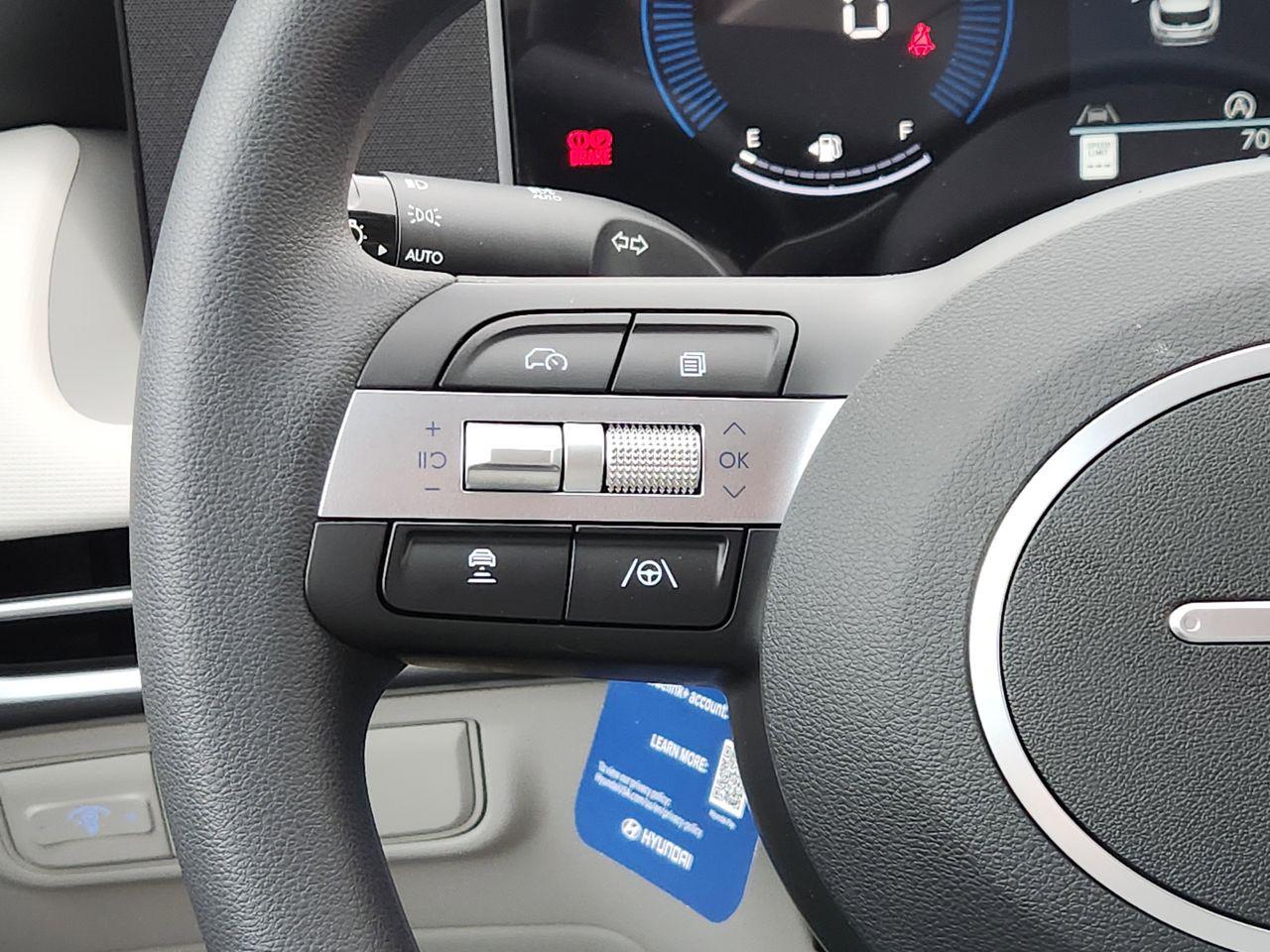 New 2026 WG2 Green Hyundai SEL FWD image 25