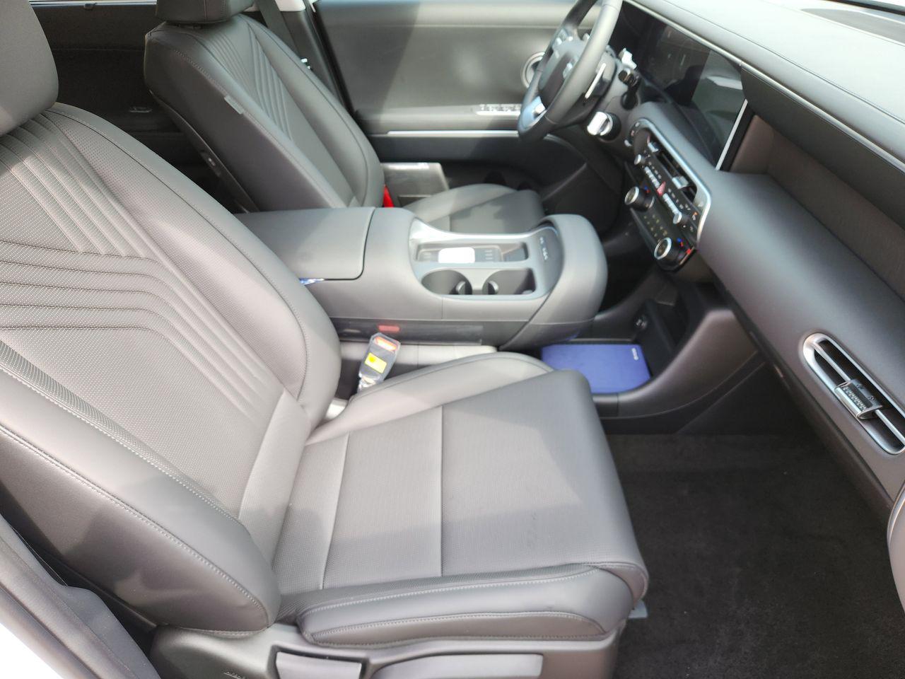 New 2026 WC9 White Hyundai SEL AWD image 11