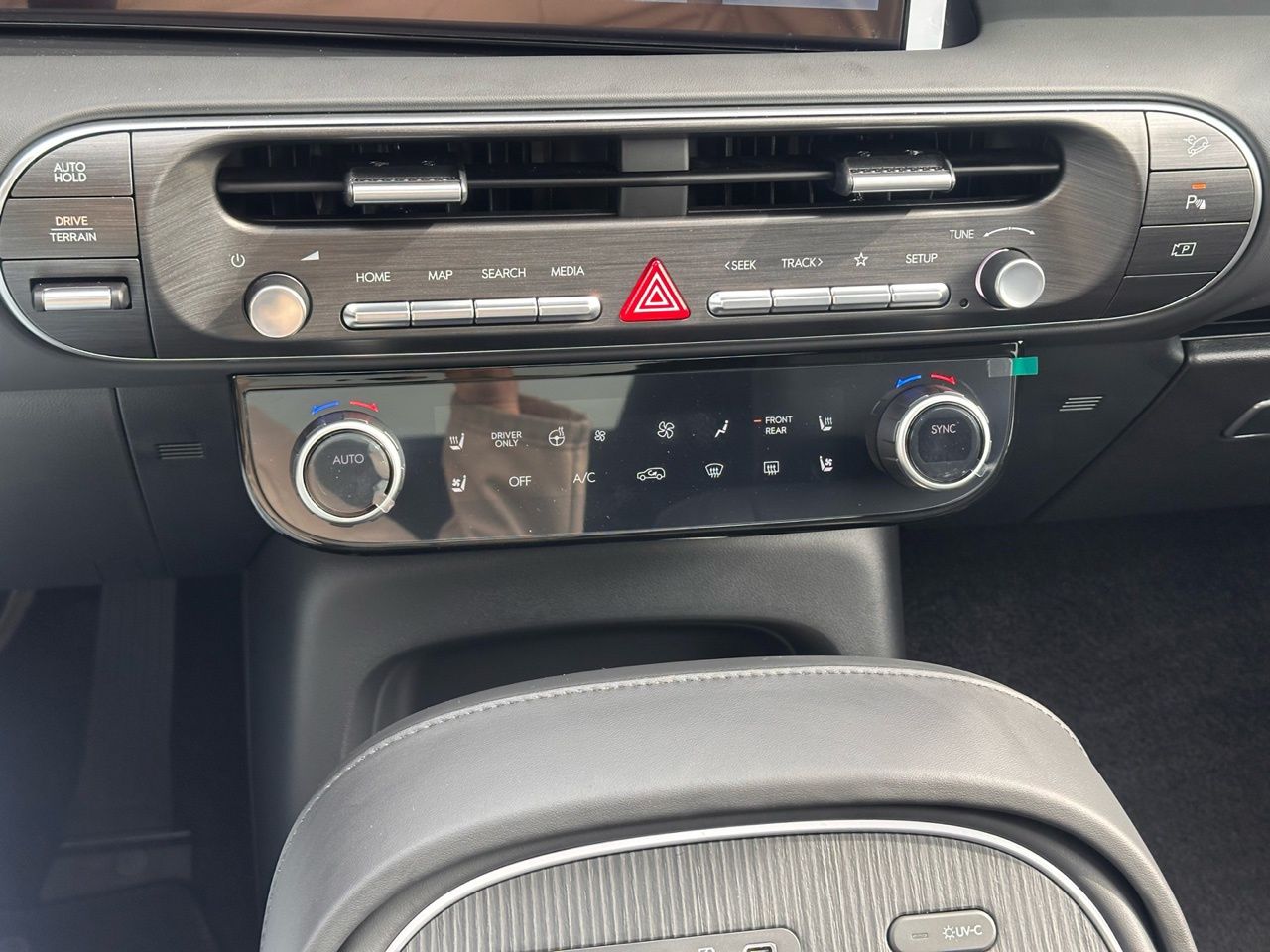 Certified Used 2026 Abyss Black Pearl Hyundai Calligraphy image 39