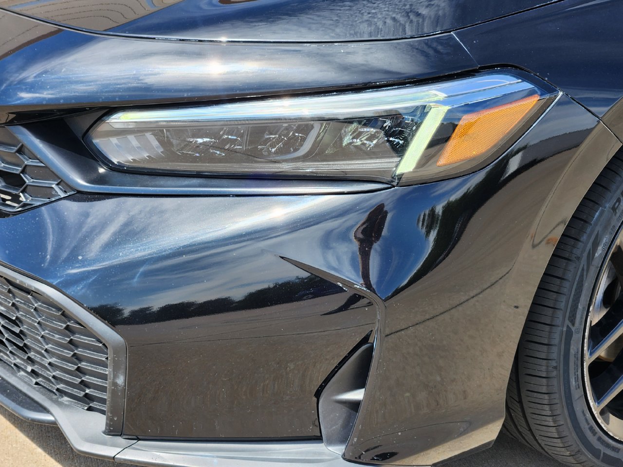 Used 2025 Crystal Black Pearl Honda Sport image 6