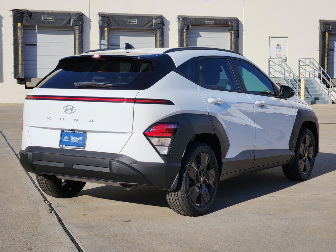 New 2026 SAW White Hyundai SEL Sport FWD image 4