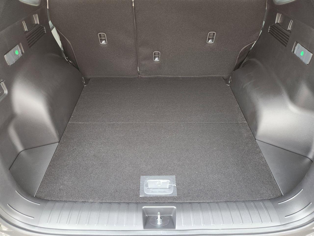 New 2026 WG2 Green Hyundai SEL FWD image 30