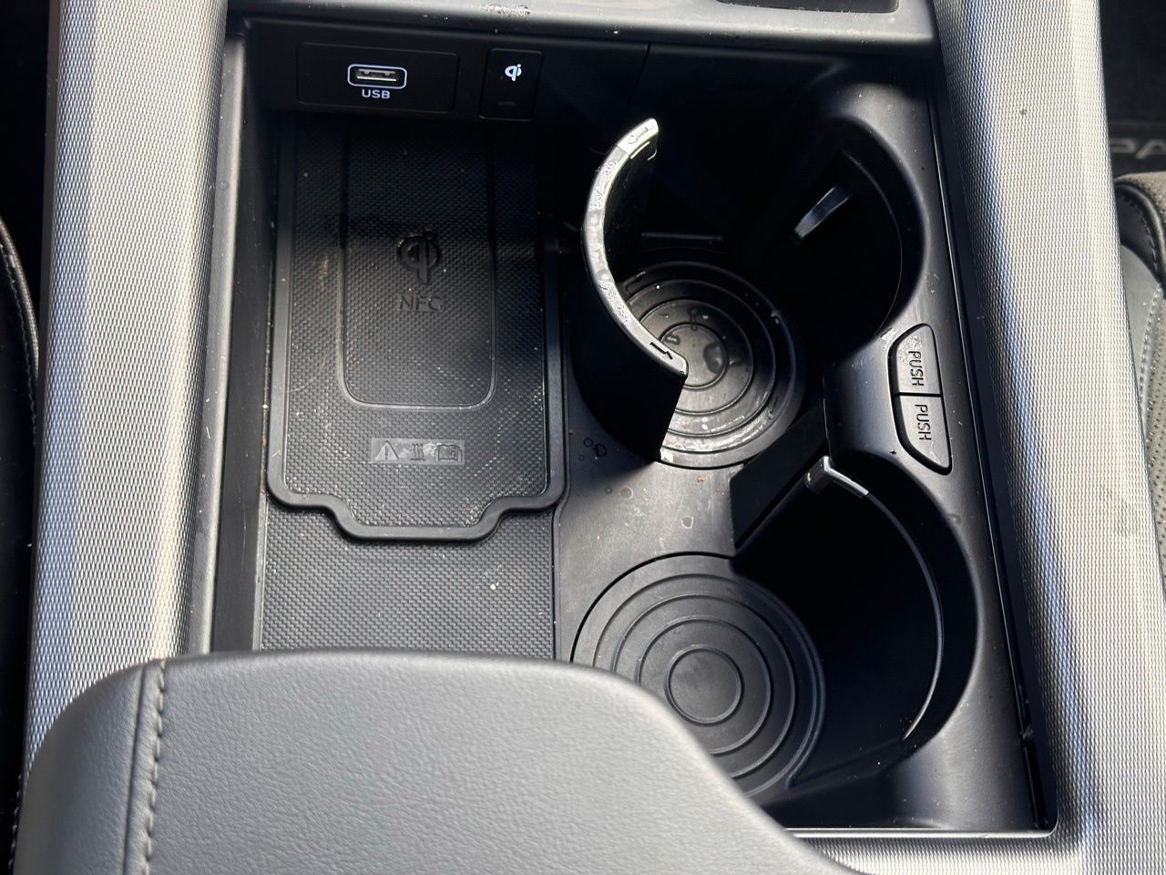 Used 2024 Abyss Black Pearl Hyundai Calligraphy Night Edition image 41