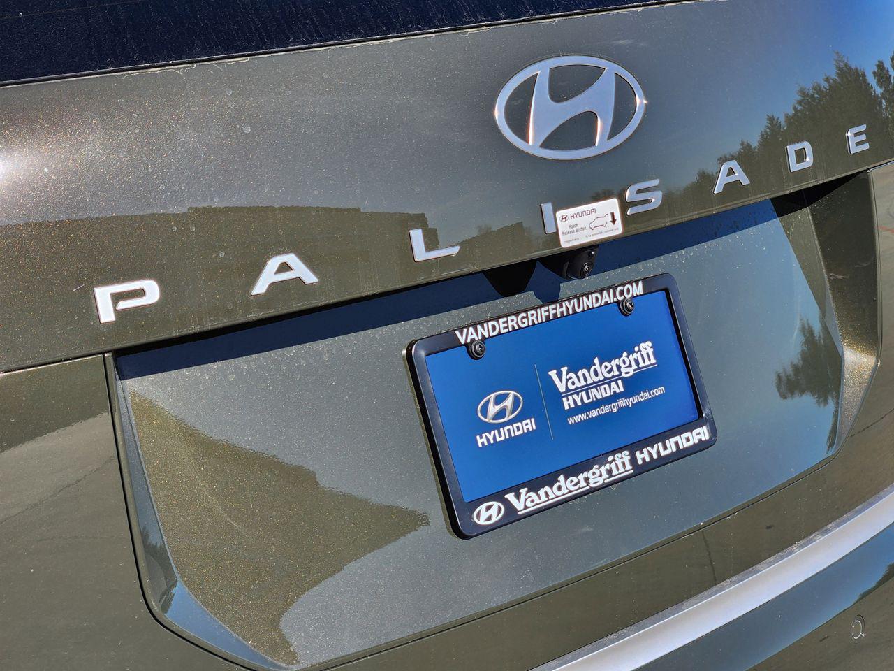 New 2026 Titan Charcoal Pearl Hyundai Calligraphy FWD image 8