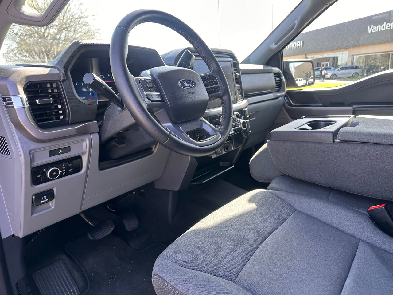 Used 2025 Harbor Gray Metallic Ford XLT image 22