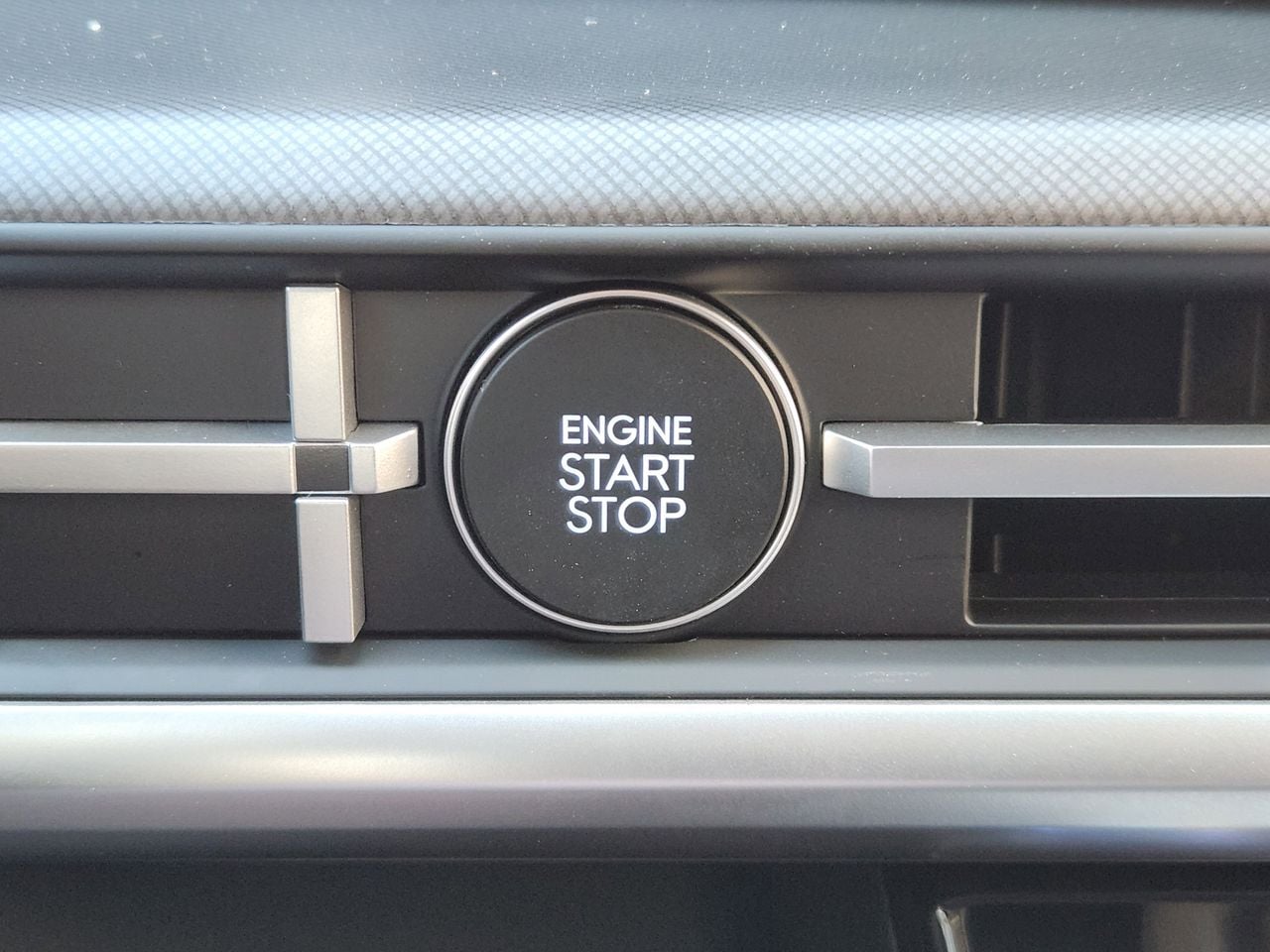 New 2026 R2P Red Hyundai SEL FWD image 16