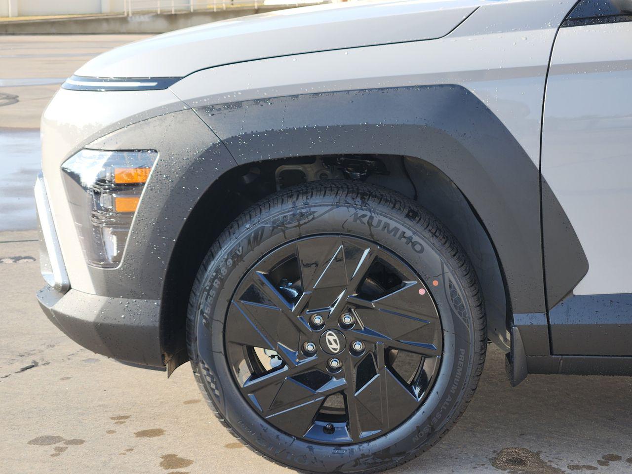 New 2026 C5G Gray Hyundai SEL Sport FWD image 5