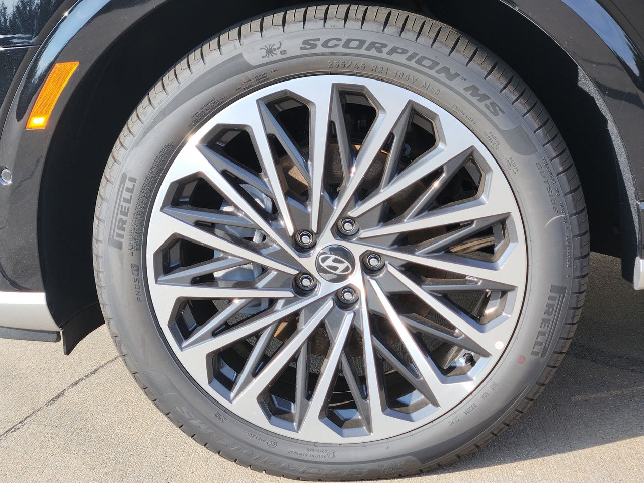 New 2026 A2B Black Hyundai Calligraphy FWD image 7