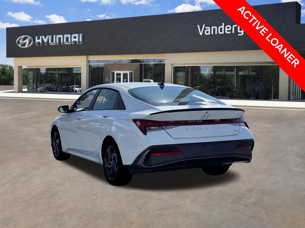 New 2026 W6H White Hyundai SEL Sport image 5