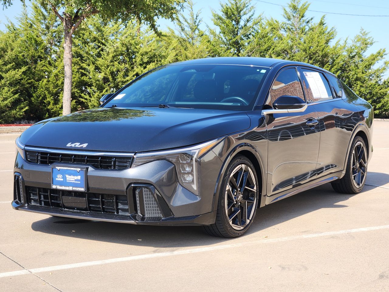 Used 2025 Interstellar Gray Kia GT-Line image 2