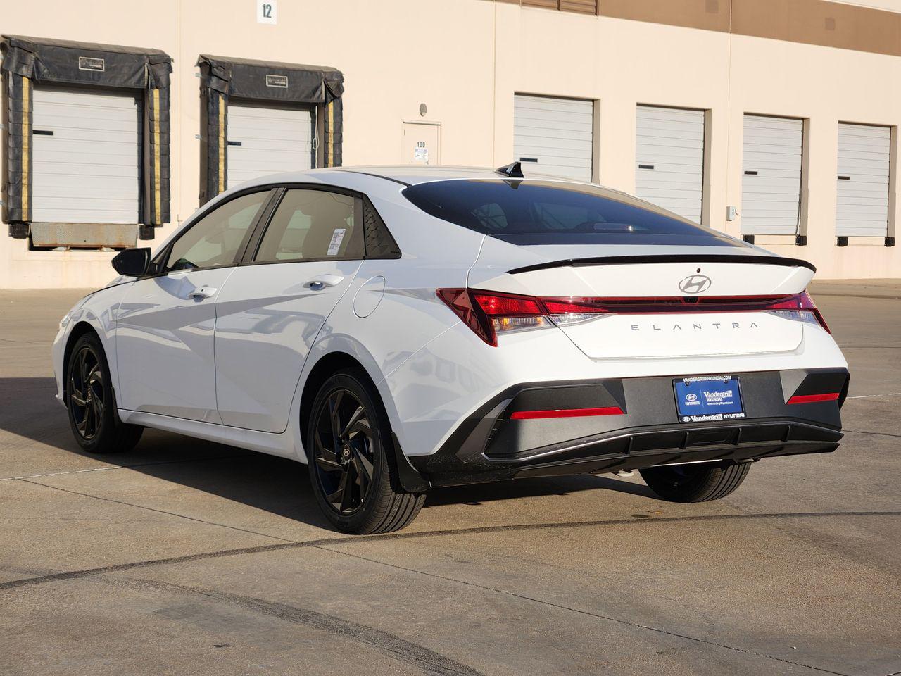 New 2026 W6H White Hyundai SEL Sport image 3