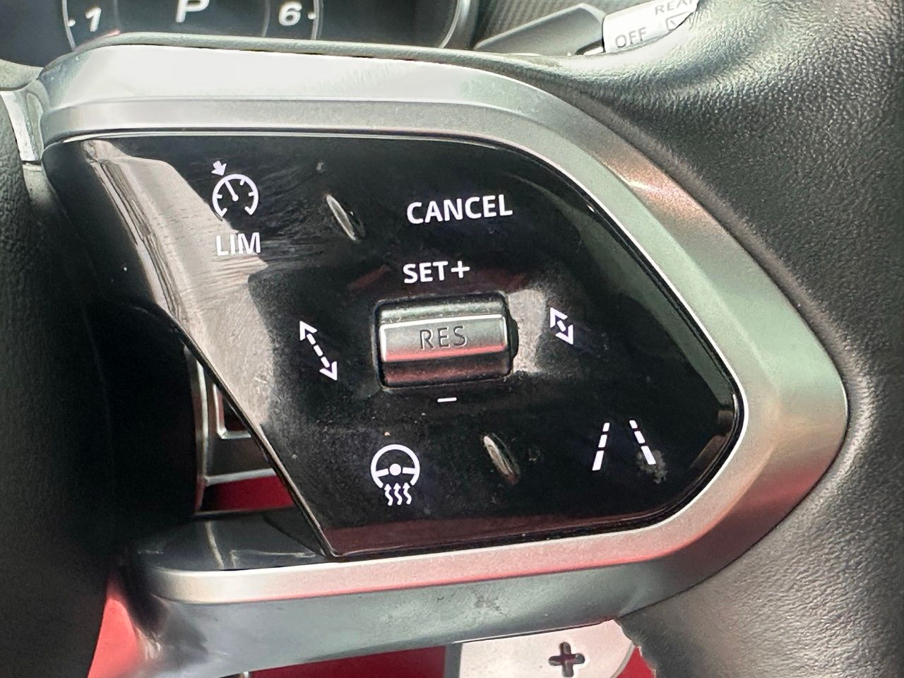 Used 2021 Fuji White Jaguar SVR image 32