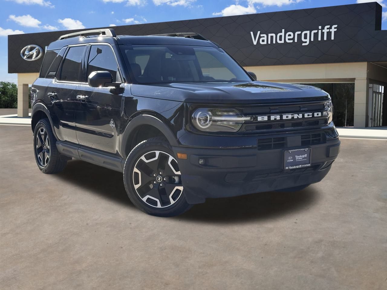 2023 Ford Bronco Sport Outer Banks's photo