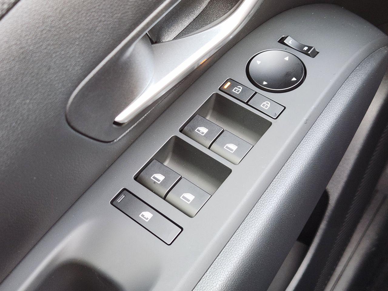 New 2026 Serenity White Pearl Hyundai SE FWD image 21