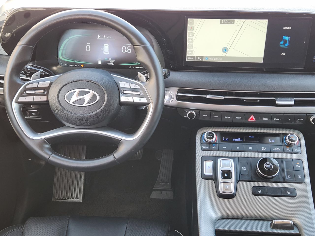 Used 2025 Hyper White Hyundai SEL image 26