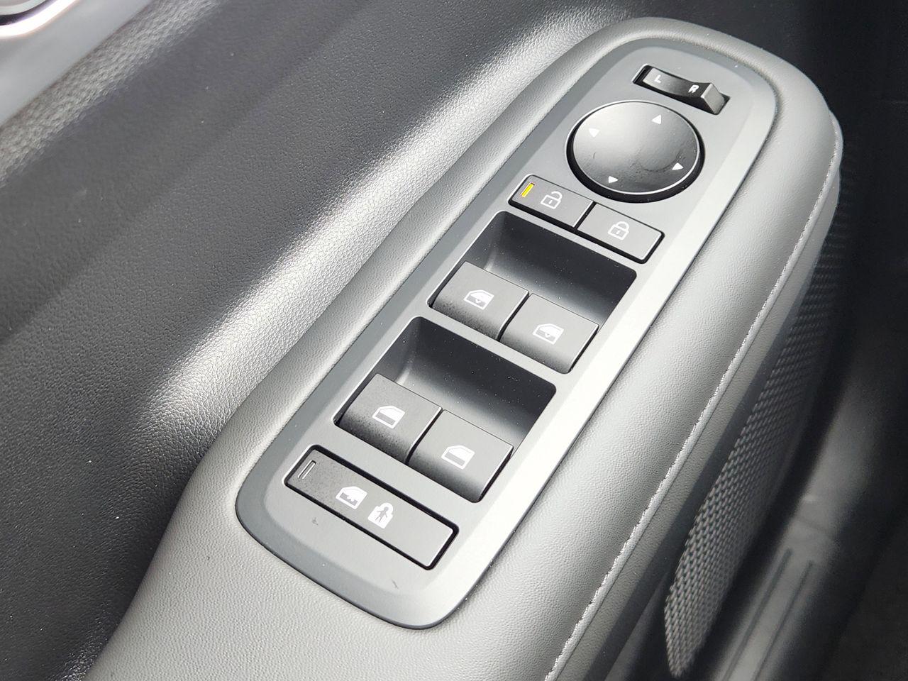 New 2026 R2T Silver Hyundai SEL image 22