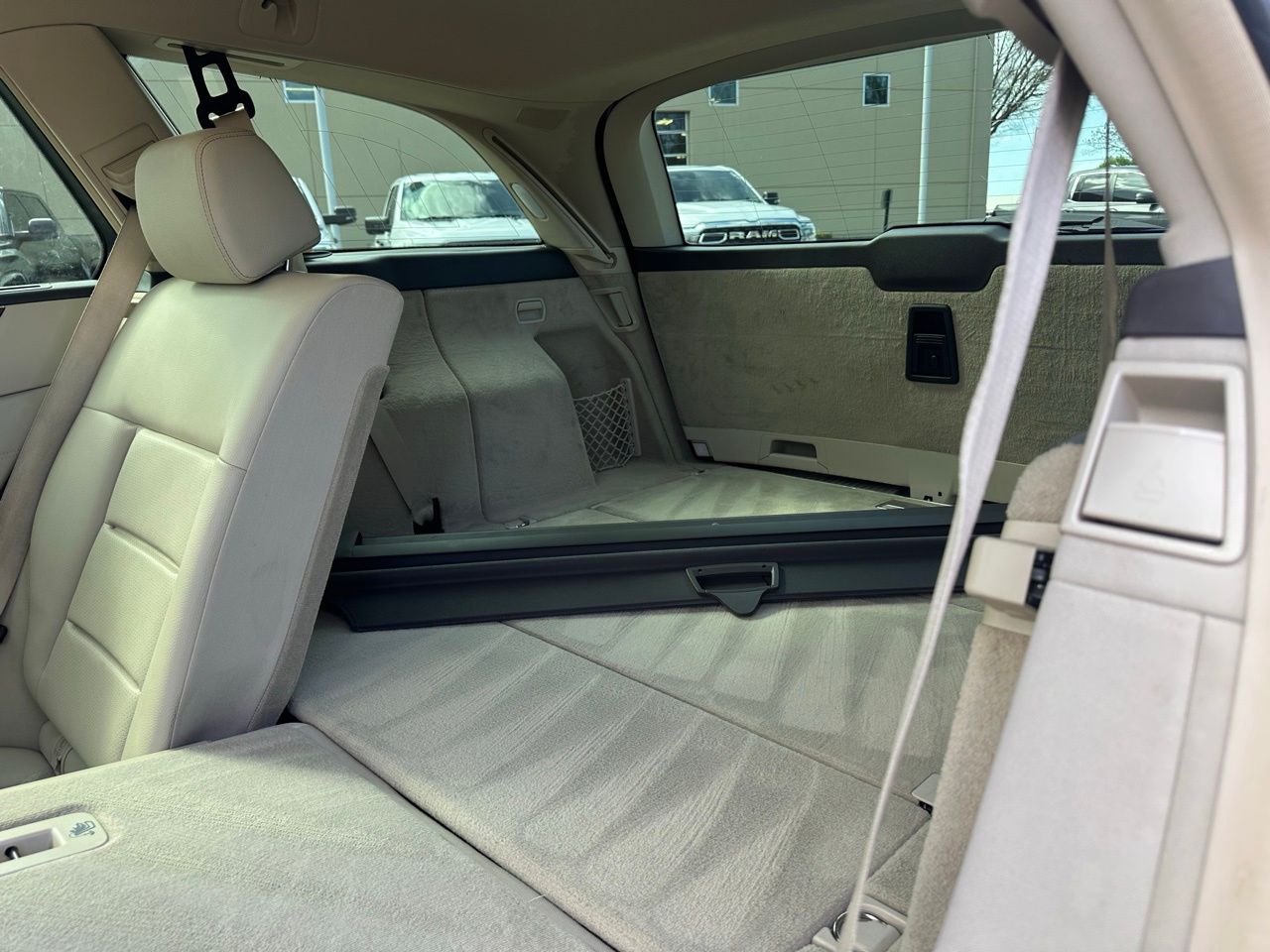 Used 2014 Polar White Mercedes-Benz E 350 4matic® image 18