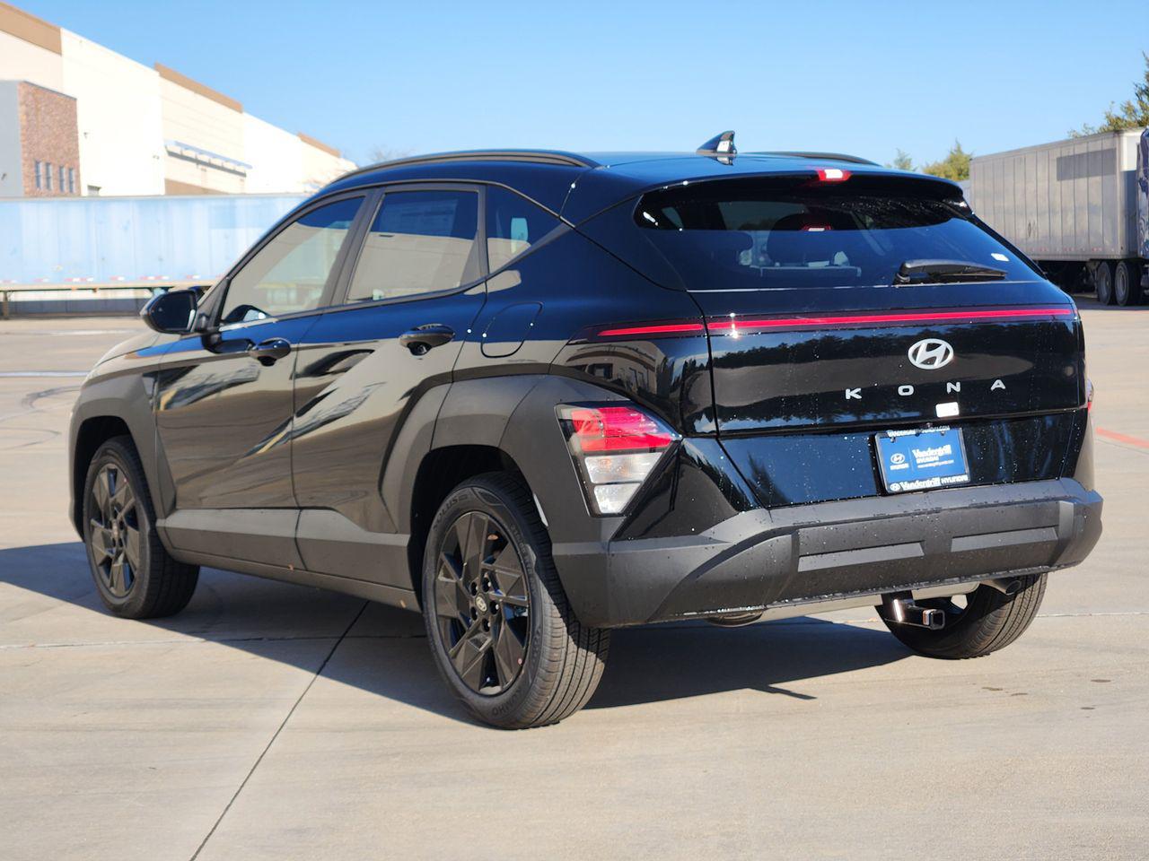 New 2026 A2B Black Hyundai SEL Sport FWD image 3