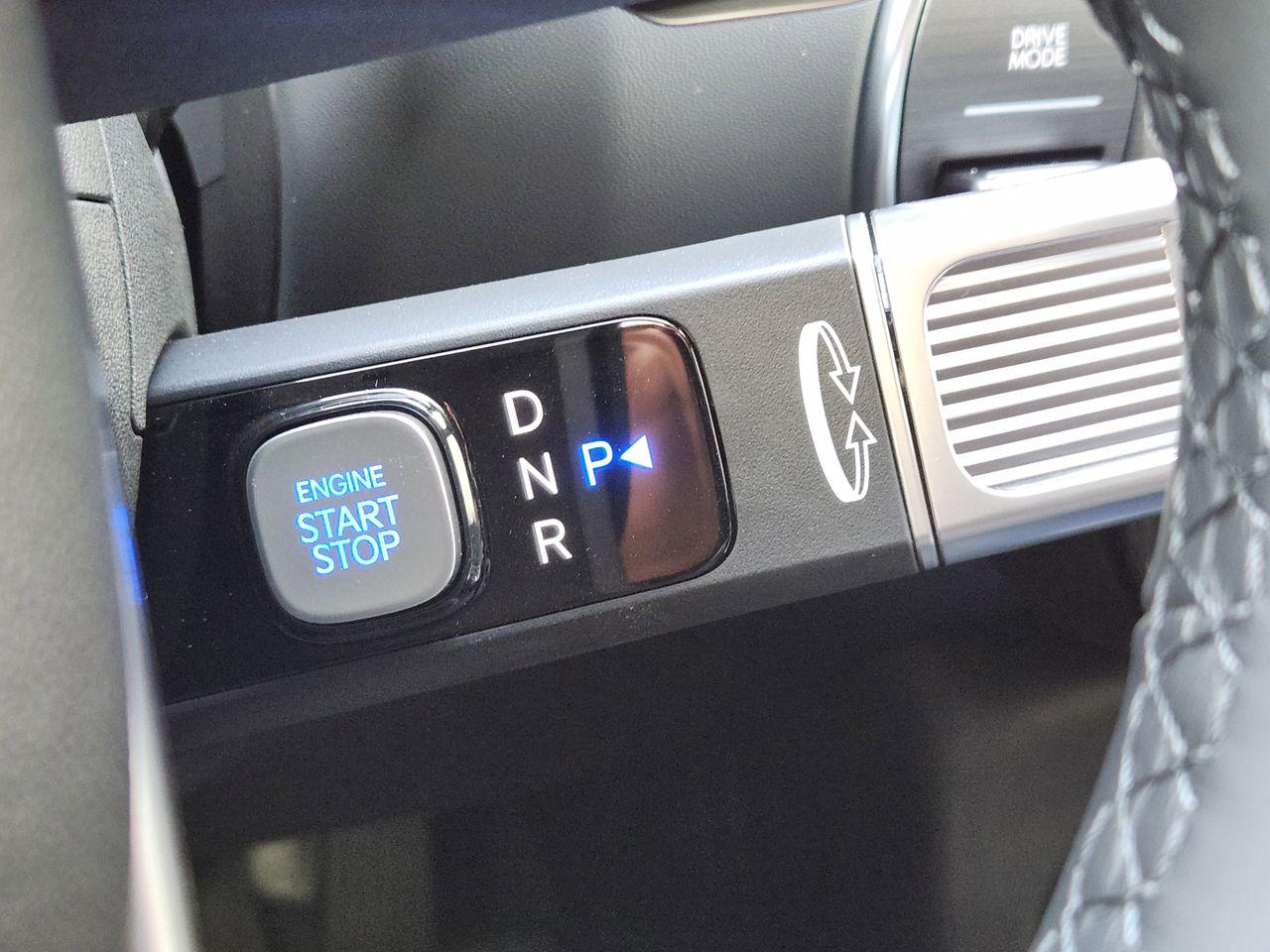 New 2026 Abyss Black Pearl Hyundai Calligraphy FWD image 17