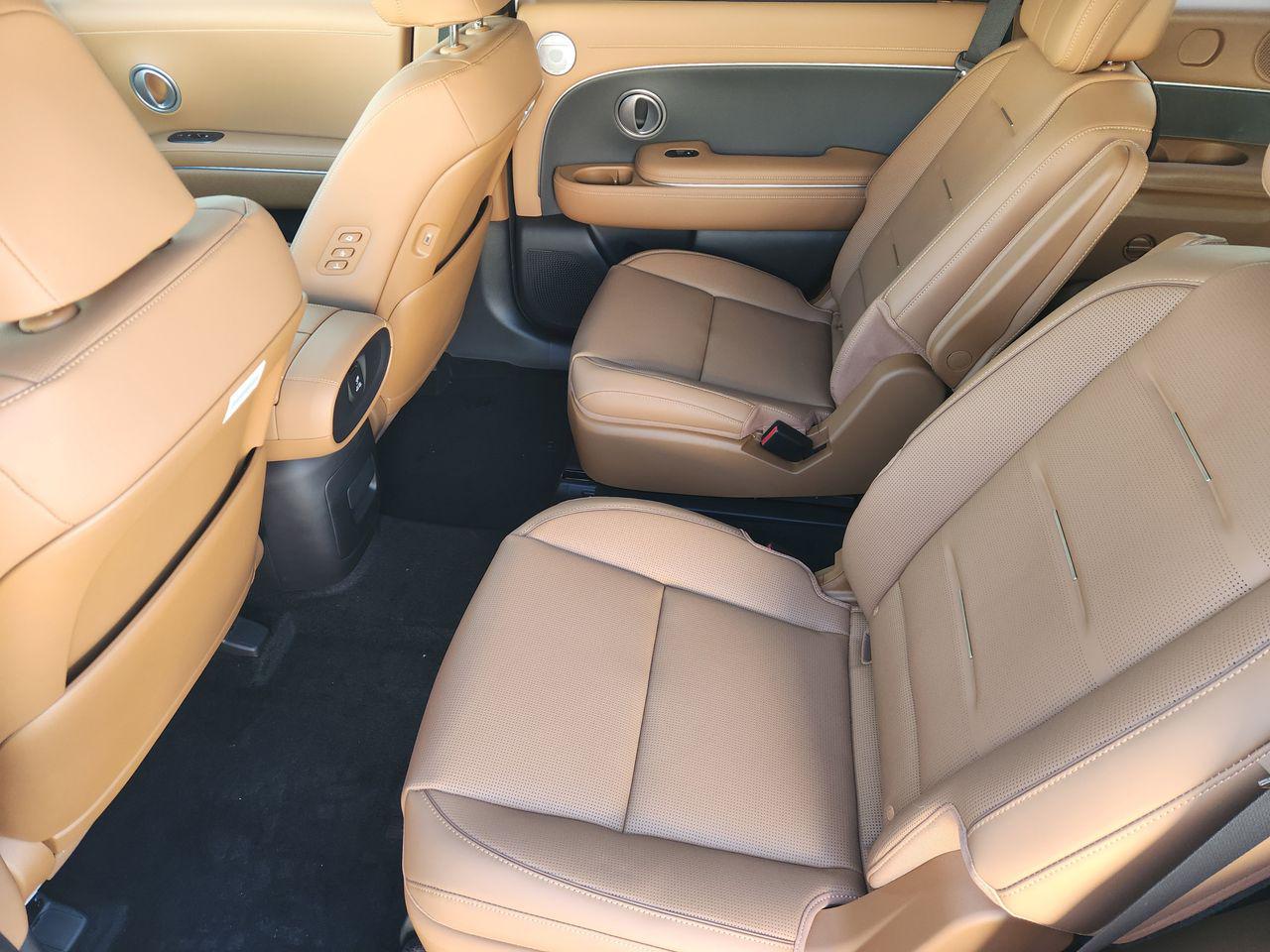 New 2026 Creamy White Pearl Hyundai Calligraphy FWD image 29