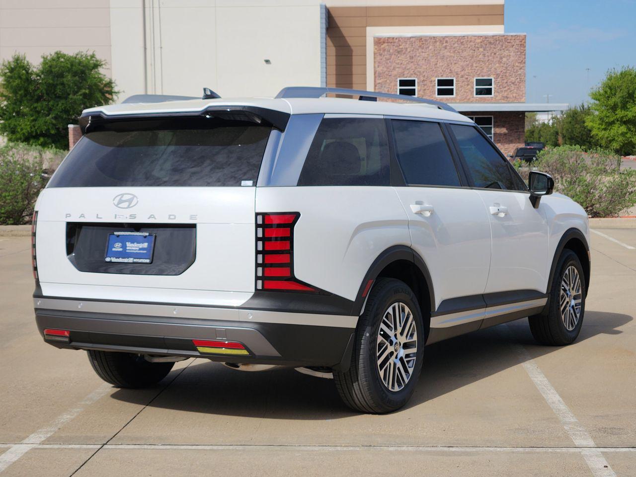 New 2026 WC9 White Hyundai SEL FWD image 4