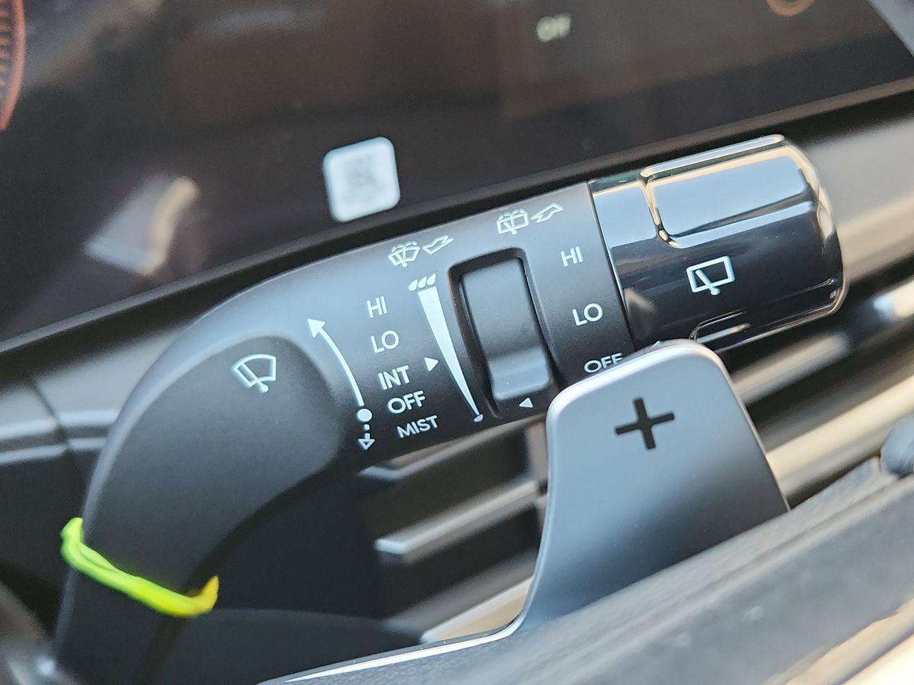 New 2026 W6H White Hyundai SEL FWD image 28