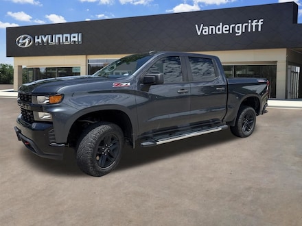 2022 Chevrolet Silverado 1500 LTD Custom Trail Boss Truck Crew Cab