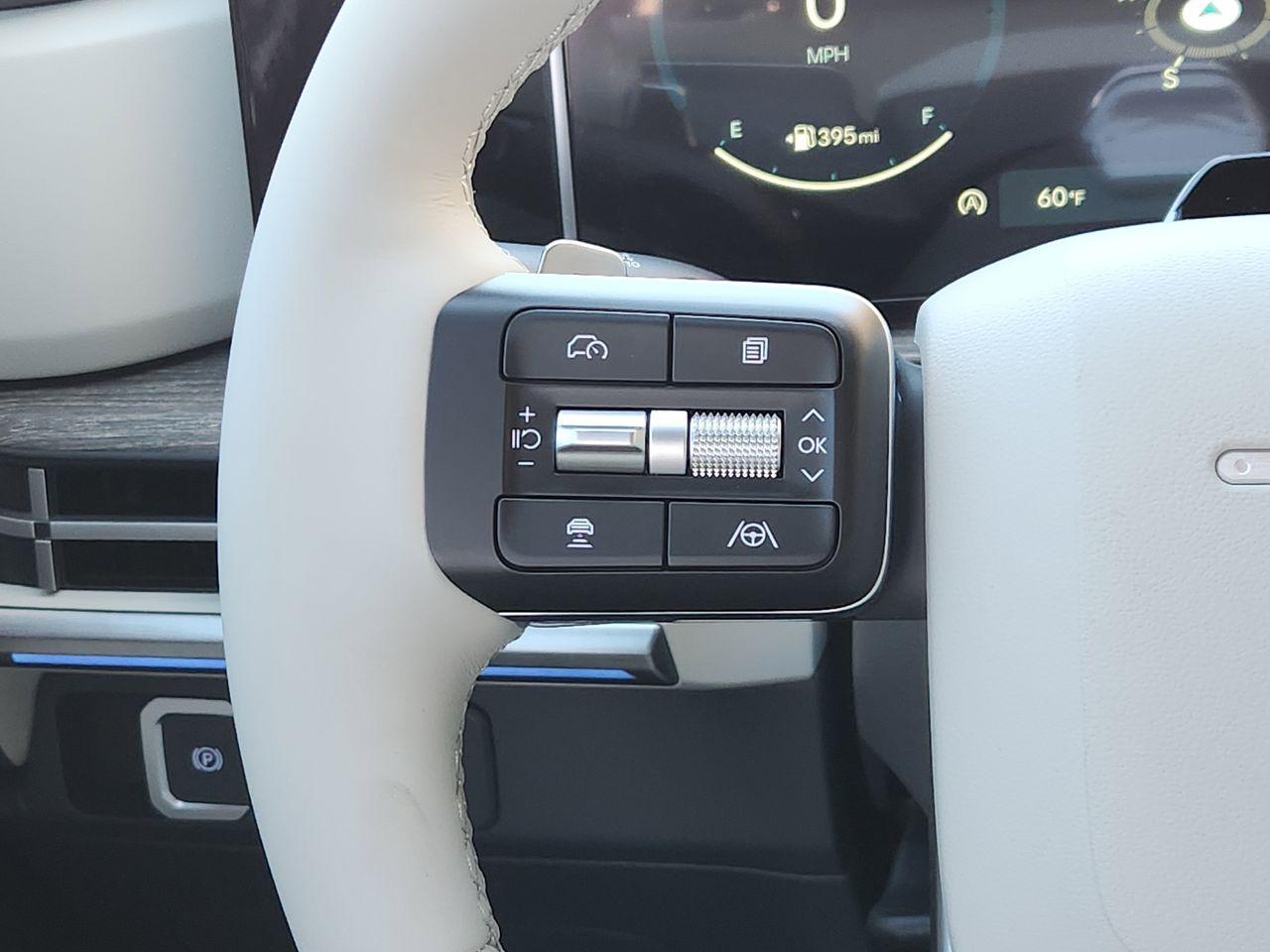 New 2026 NT2 Gray Hyundai Limited FWD image 27