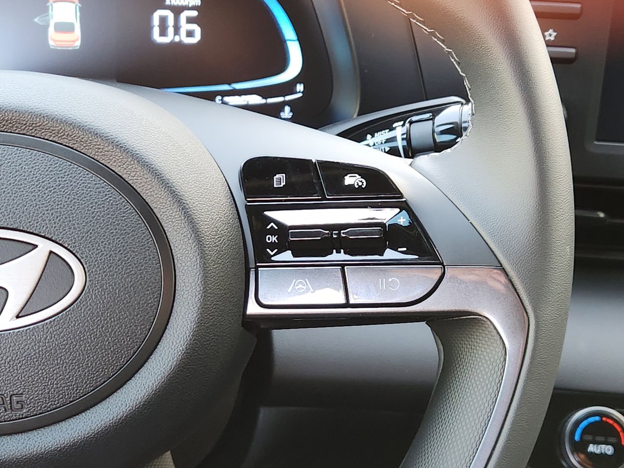 New 2026 W6H White Hyundai SEL Sport image 28