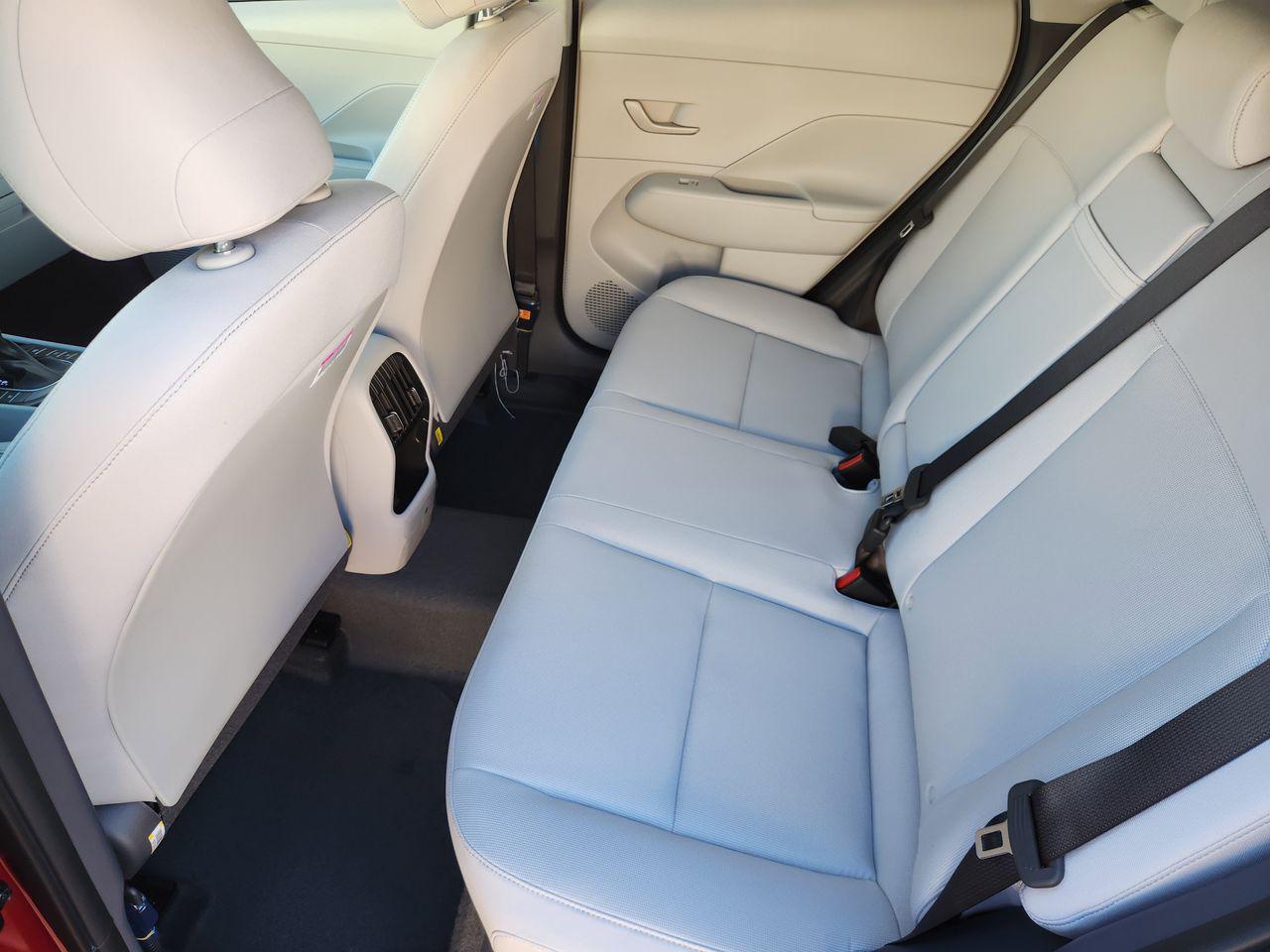 New 2026 R2P Red Hyundai SEL Sport FWD image 29