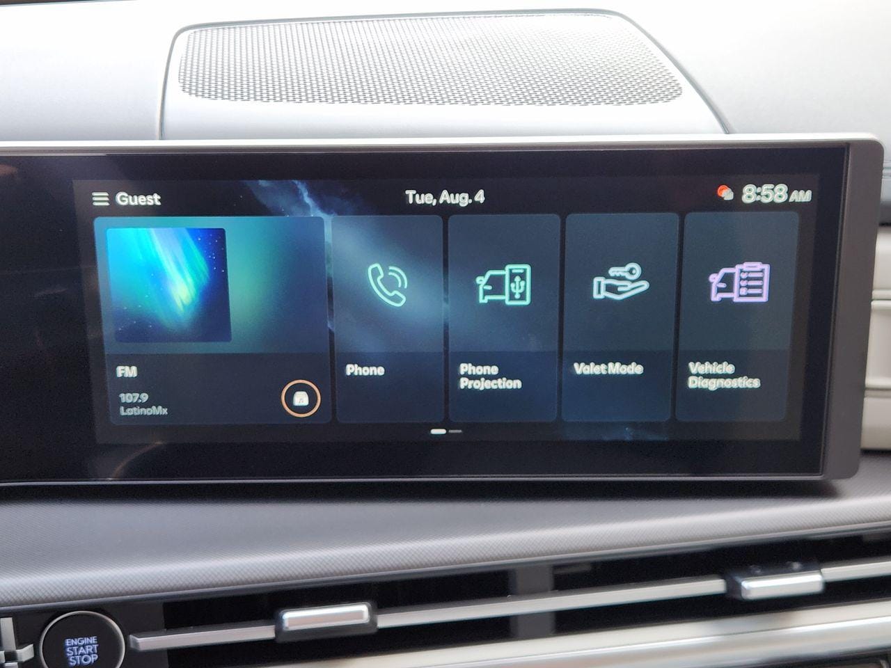 New 2027 Hampton Gray Hyundai SEL FWD image 13
