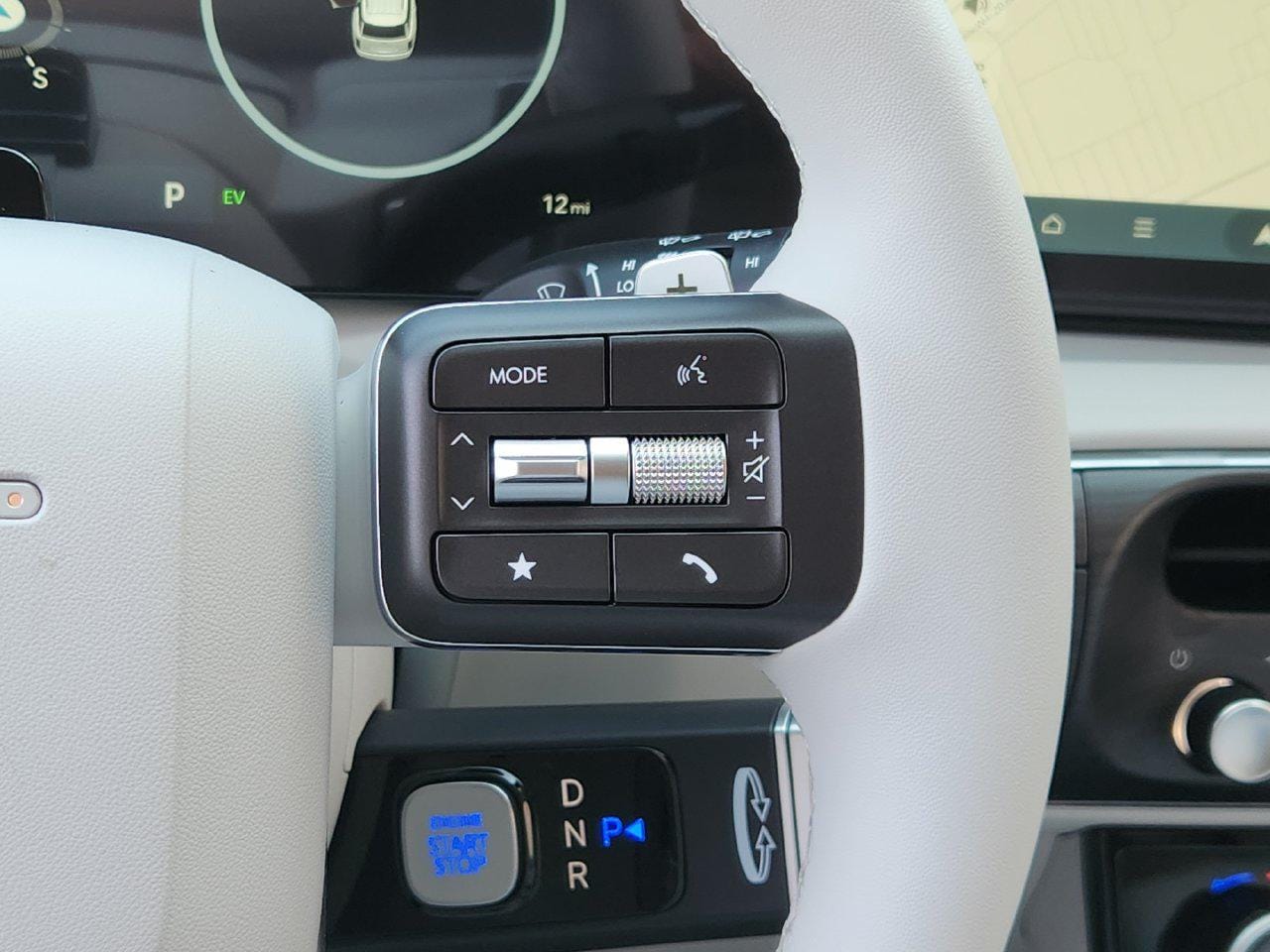 New 2027 Creamy White Pearl Hyundai Blue SEL Premium 7P image 27