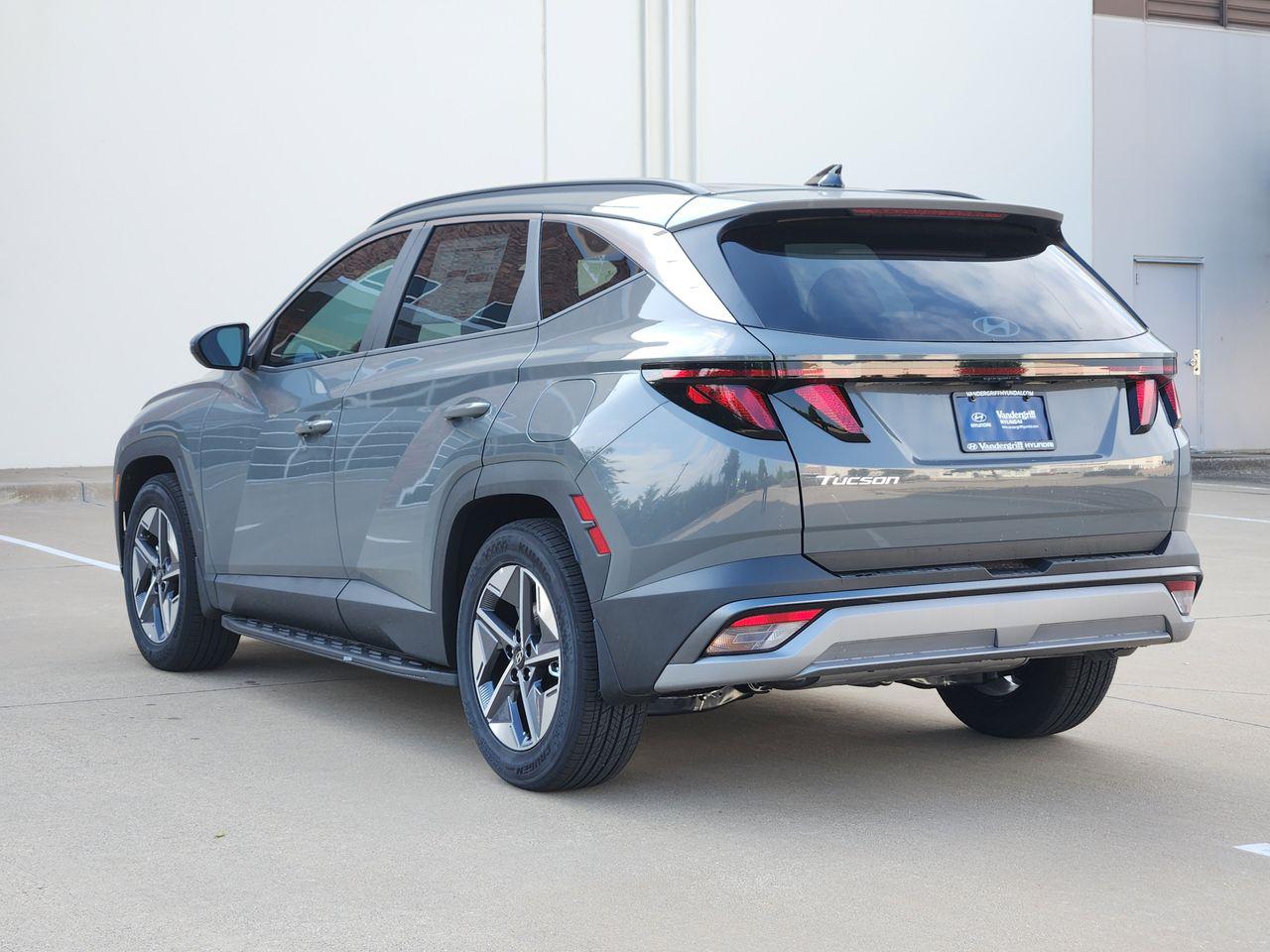 New 2026 Hampton Gray Hyundai SEL FWD image 3