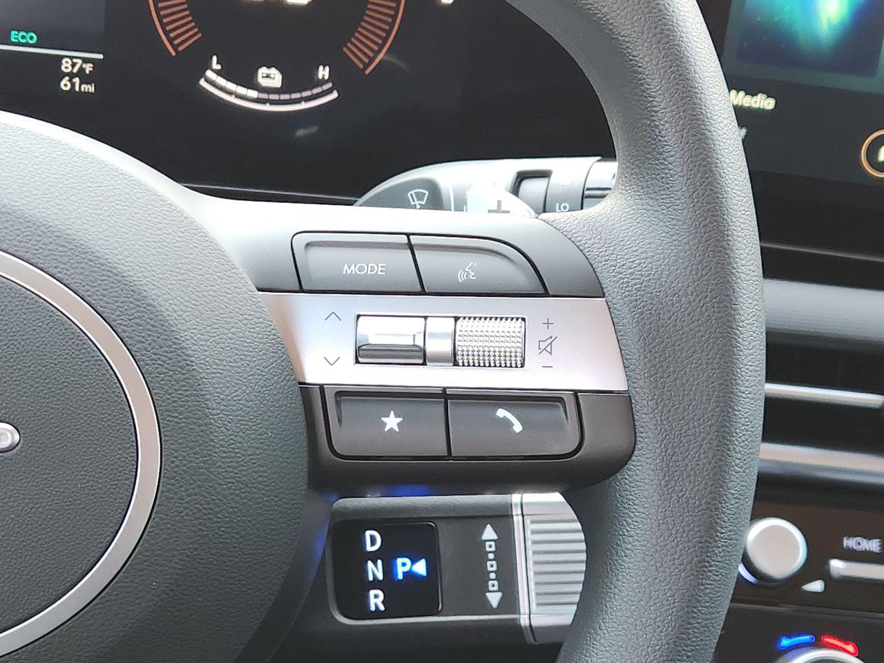 New 2026 Shimmering Silver Hyundai SEL FWD image 29