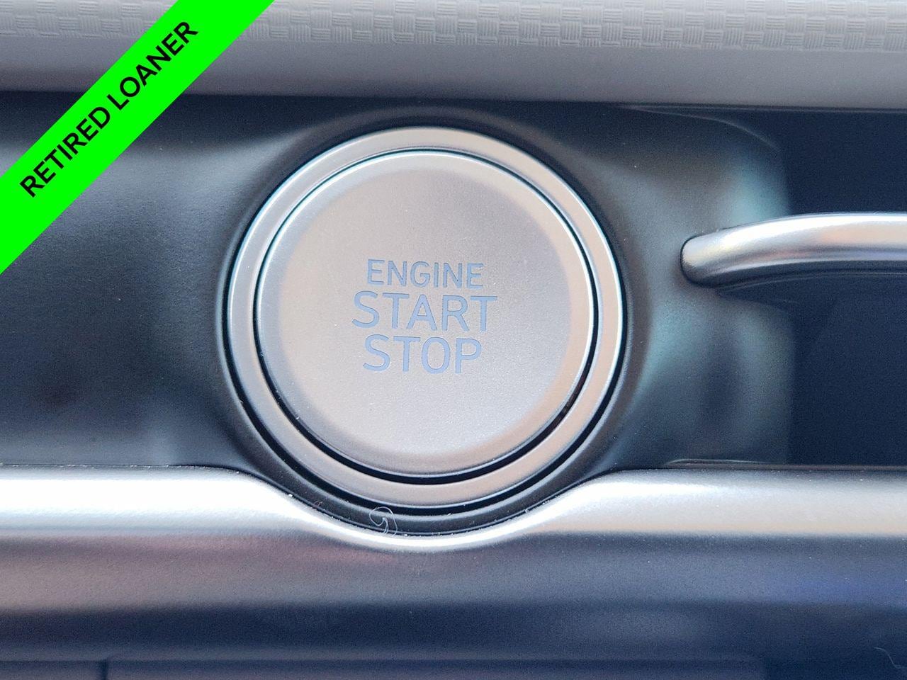 New 2025 Shimmering Silver Hyundai SEL FWD image 20