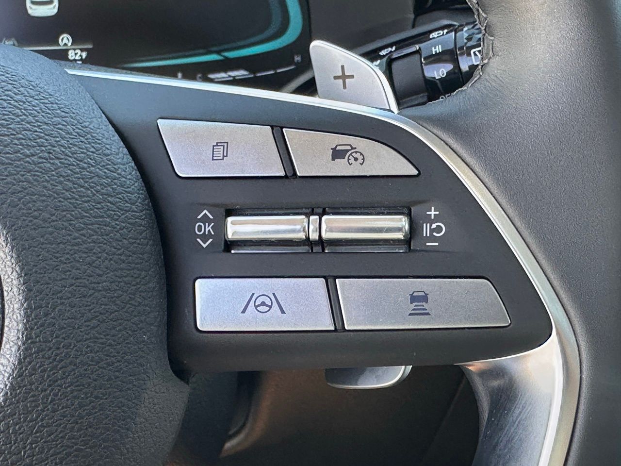 Used 2025 Hyper White Hyundai XRT image 29