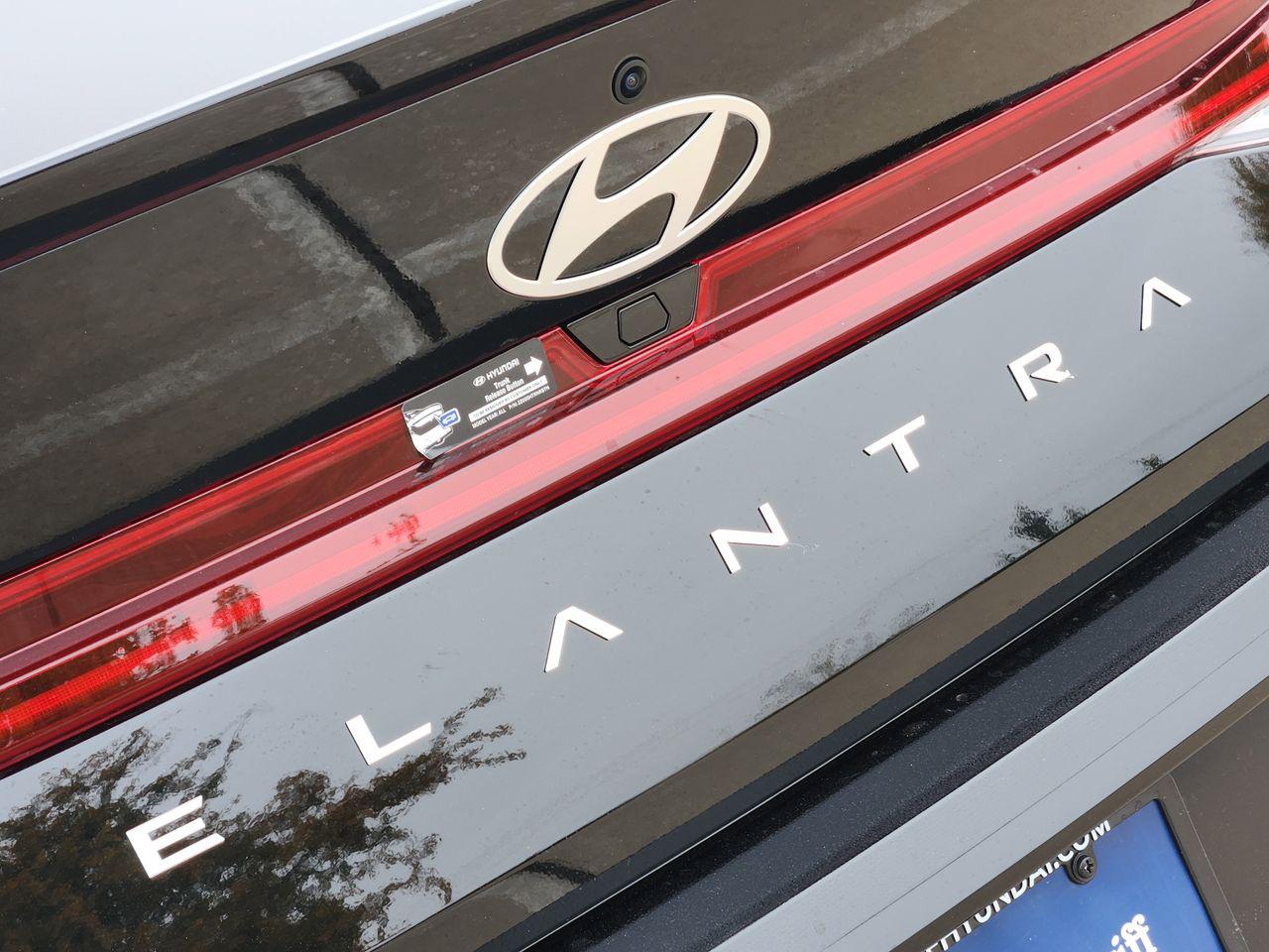 New 2026 A2B Black Hyundai SEL Sport Premium image 8