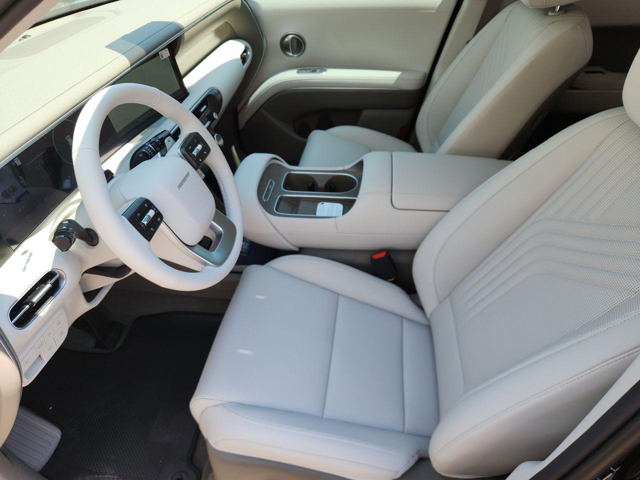 New 2027 Abyss Black Pearl Hyundai SEL Premium 8P image 10